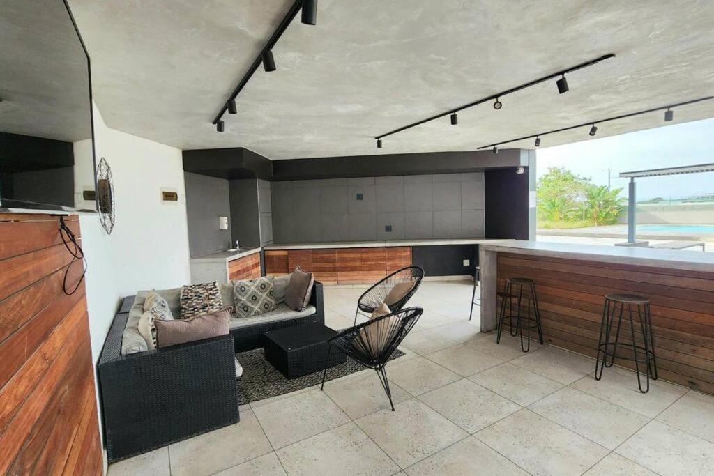 Luxury Getaway@coral Point